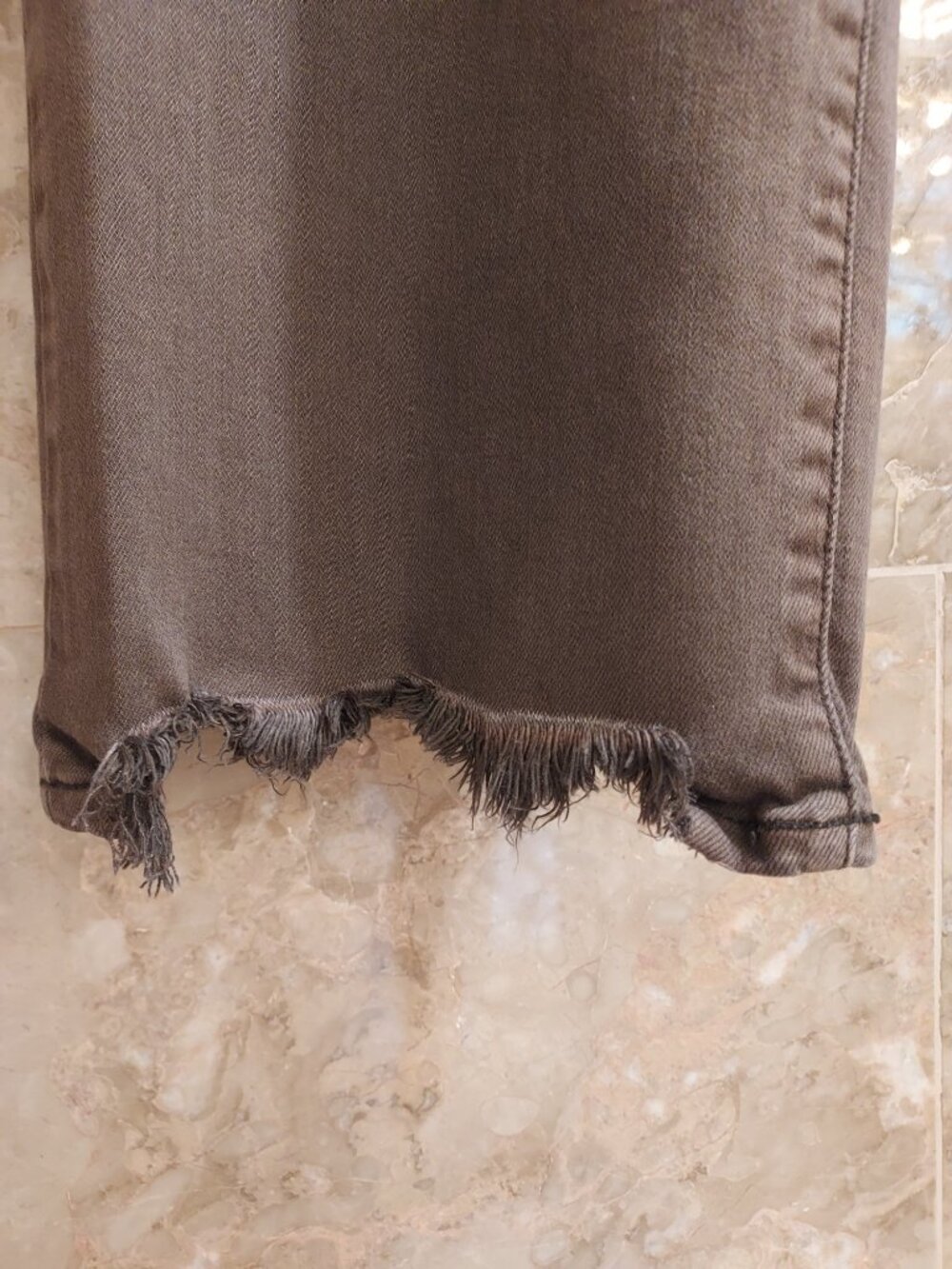 Judy Blue High-Rise Straight Leg Dark Brown Jeans Frayed Hem Size 7/28 #JB82531C - Picture 3 of 8